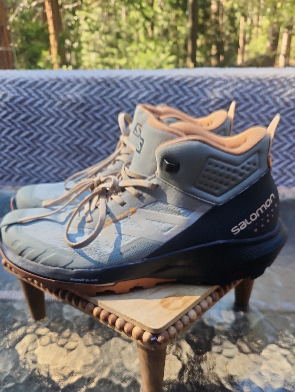 Salomon Light Blue and Tan Trail Shoes USA Size 9.5 Gorpcore, Travel, Athletic